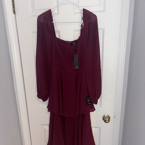 Lulus Tier To Enchant Burgundy Long Sleeve Tiered Maxi Dress - Size M - Picture 1 of 7